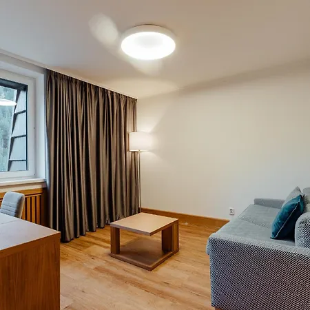 Hotel Wellness Repiska 3*