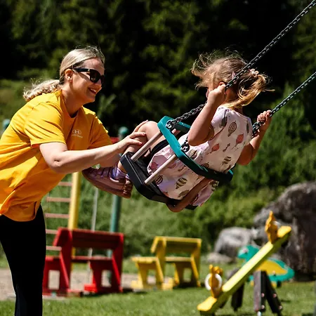 Wellness Repiska Szálloda Deménvölgy